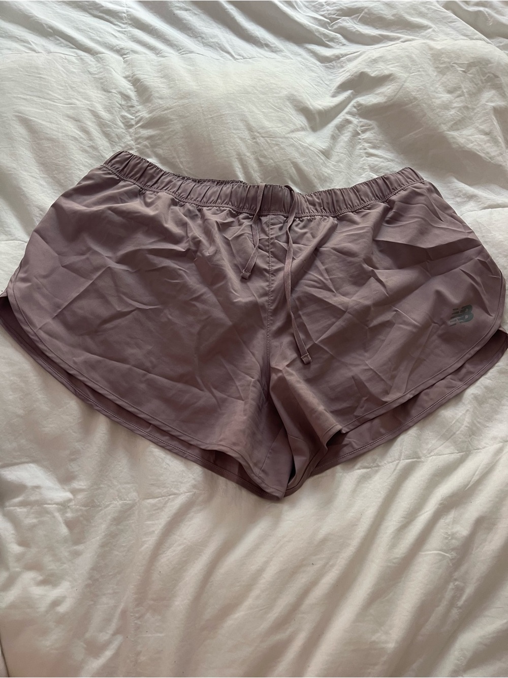 New Balance Women's Mauve Running Shorts xl
